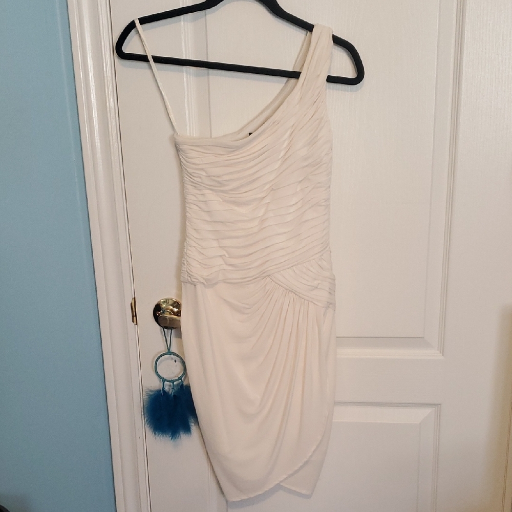 BCBGMaxAzria One-Shoulder Cream Ruched Dress